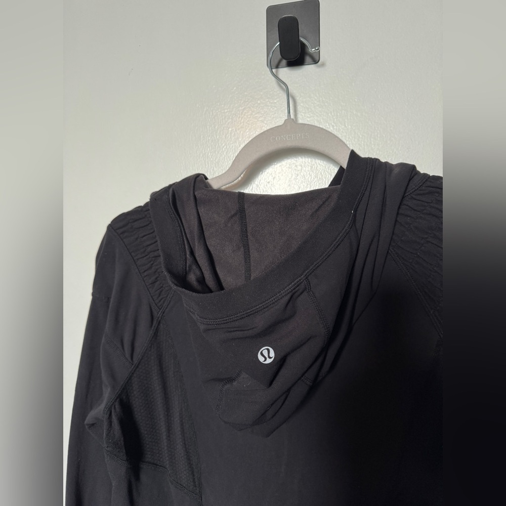 Lululemon Run Track Time Jacket - Picture 7 of 9